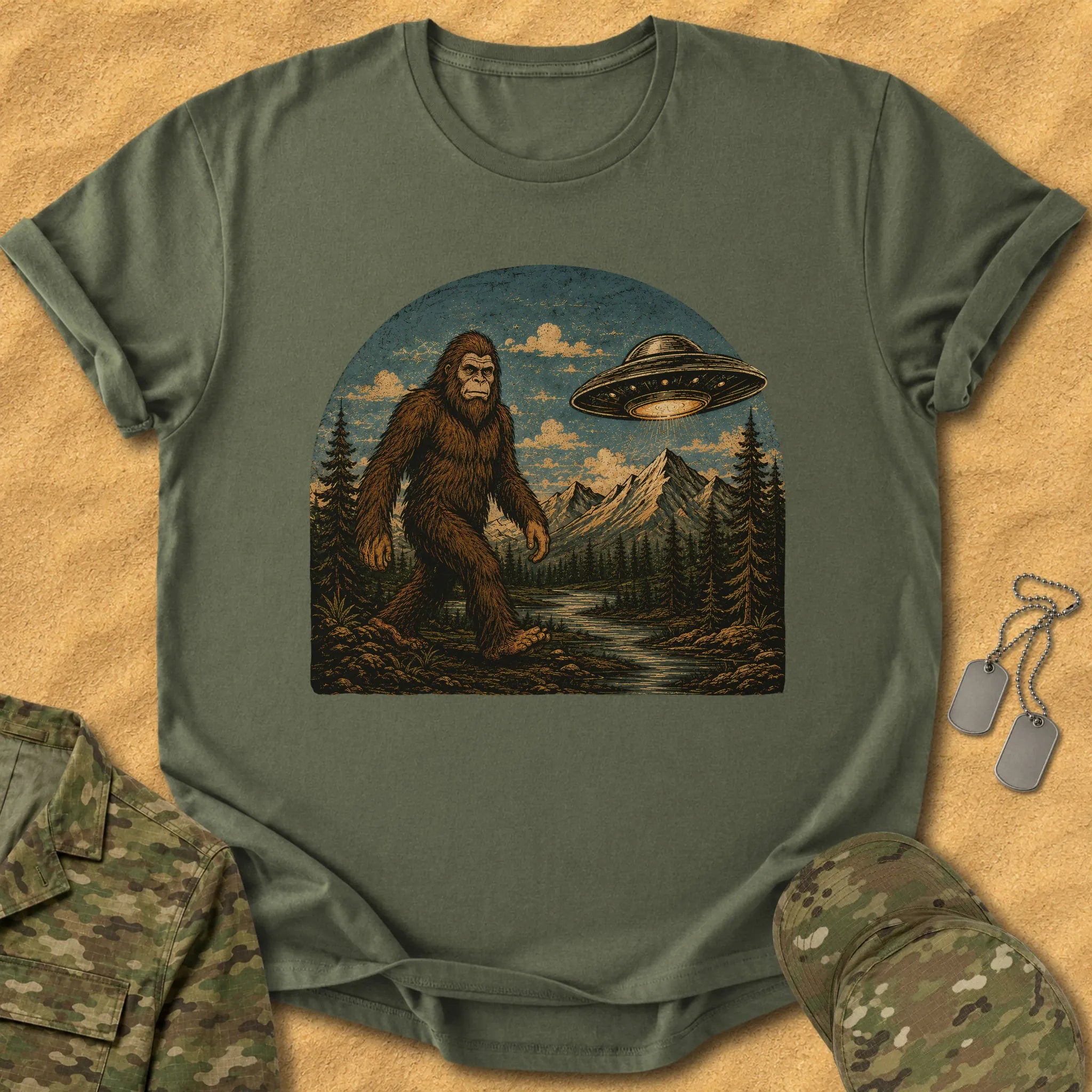T-Shirt BigFoot and UFO T-Shirt