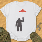 T-Shirt Bigfoot Signal T-Shirt