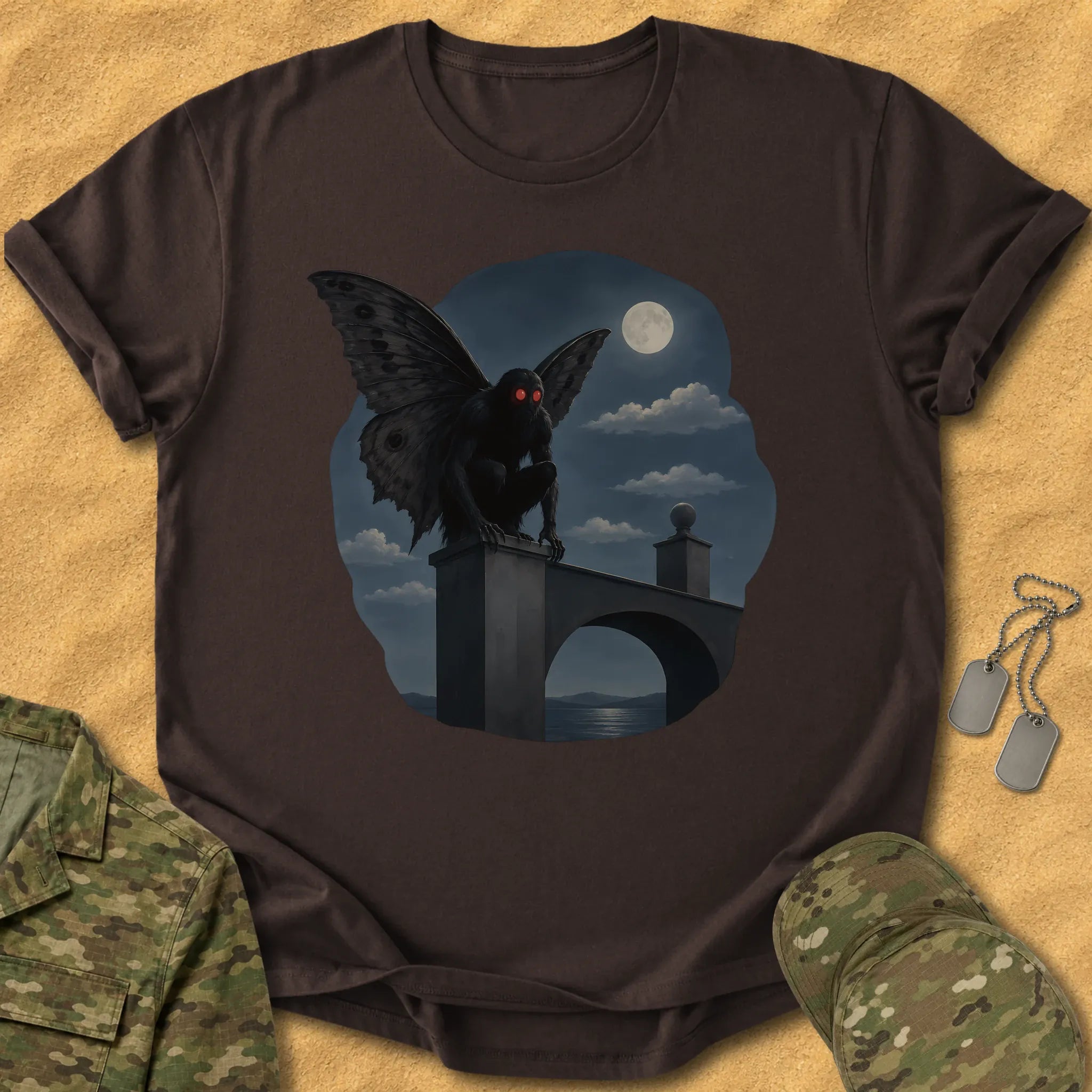 T-Shirt Moonlit Watcher T-Shirt