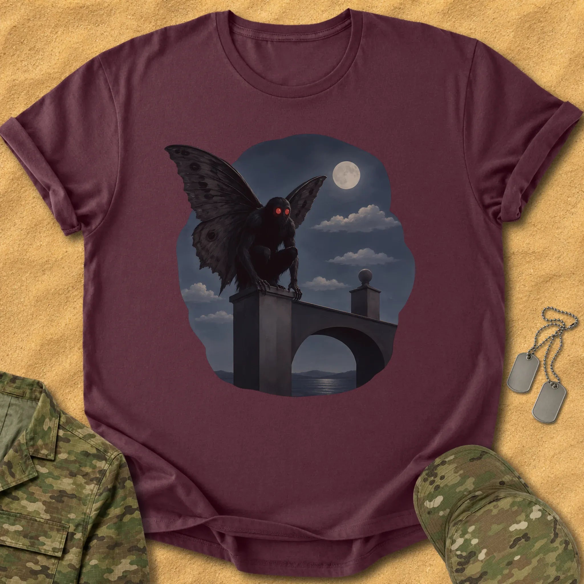 T-Shirt Moonlit Watcher T-Shirt