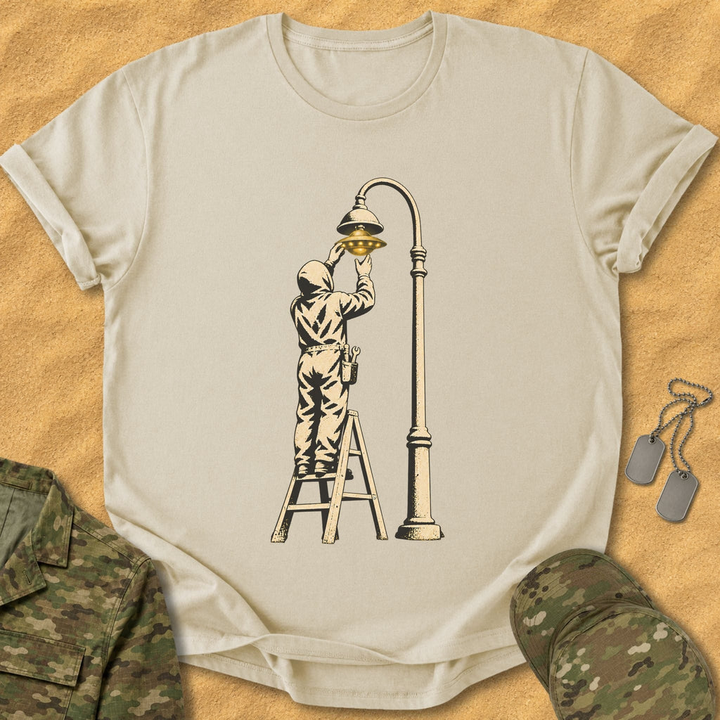 T-Shirt Lamp Lighter T-Shirt