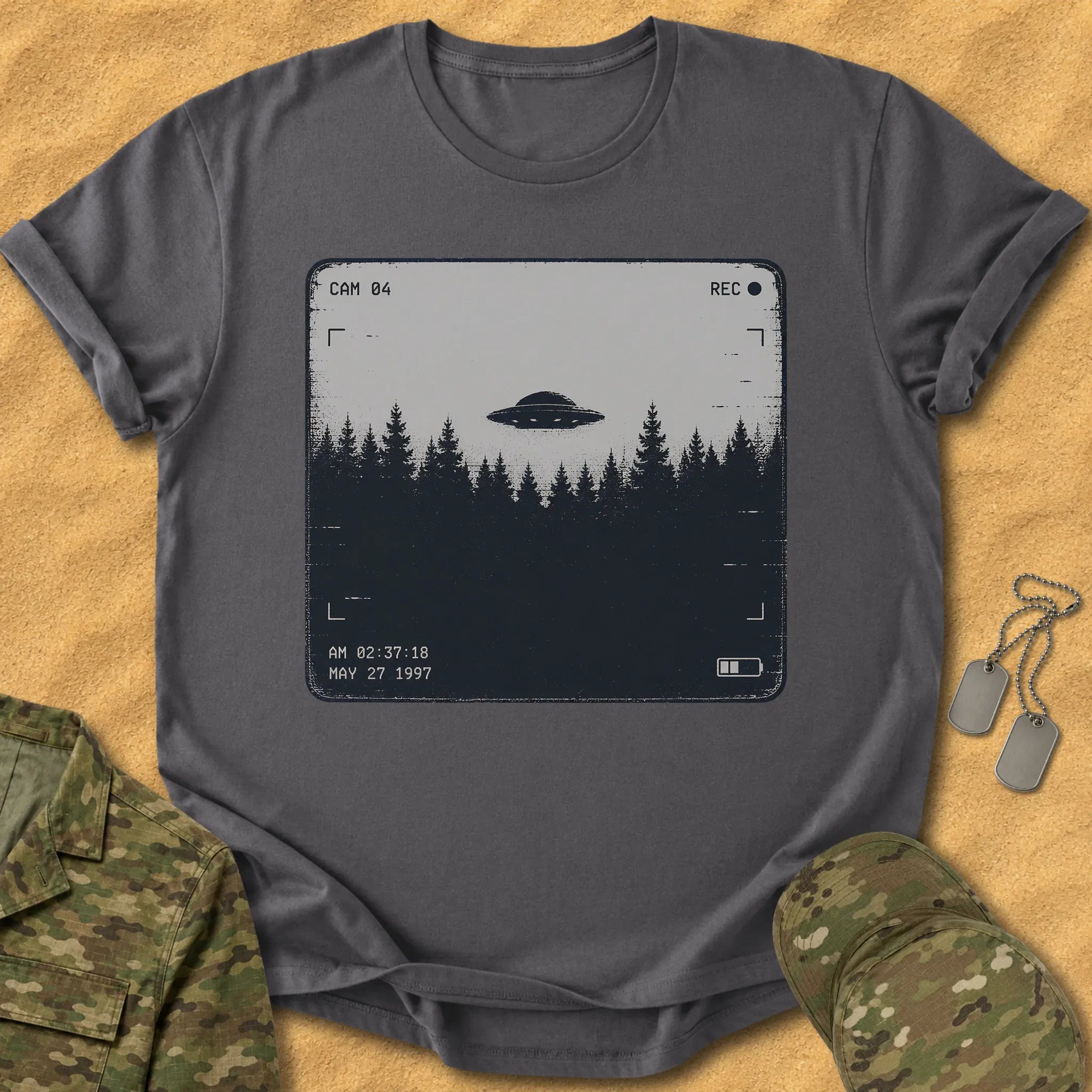 T-Shirt Treeline UFO Sighting T-Shirt