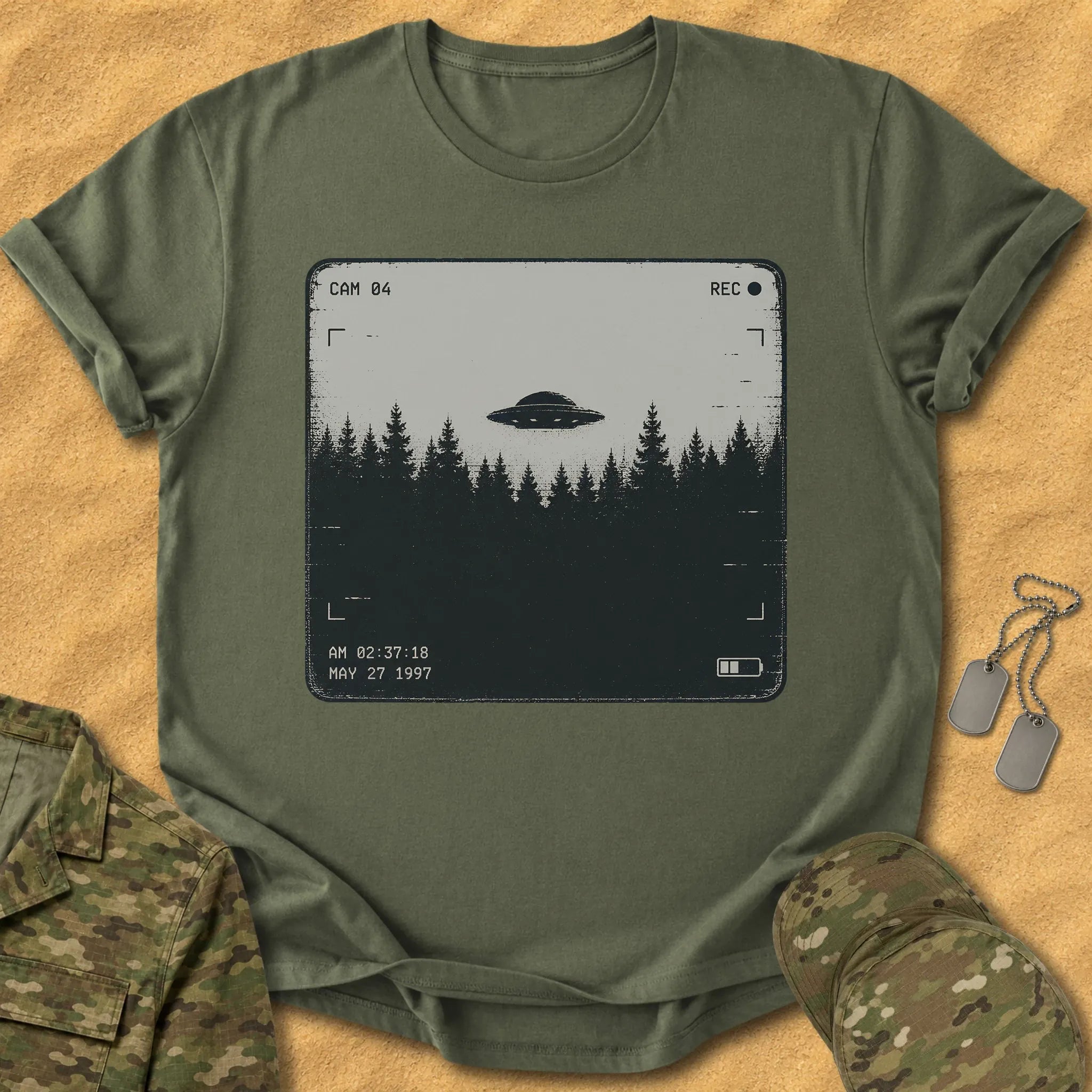 T-Shirt Treeline UFO Sighting T-Shirt