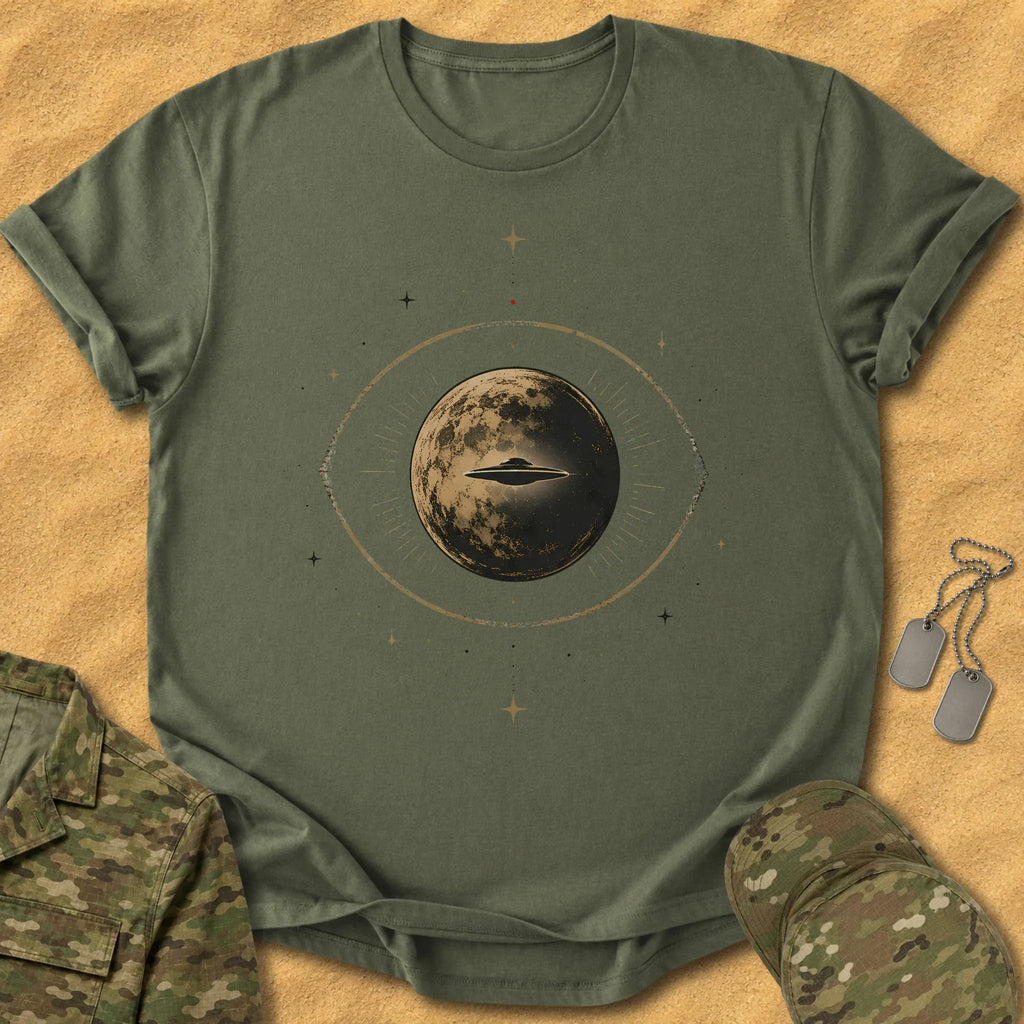 T-Shirt Watchful Moon T-Shirt