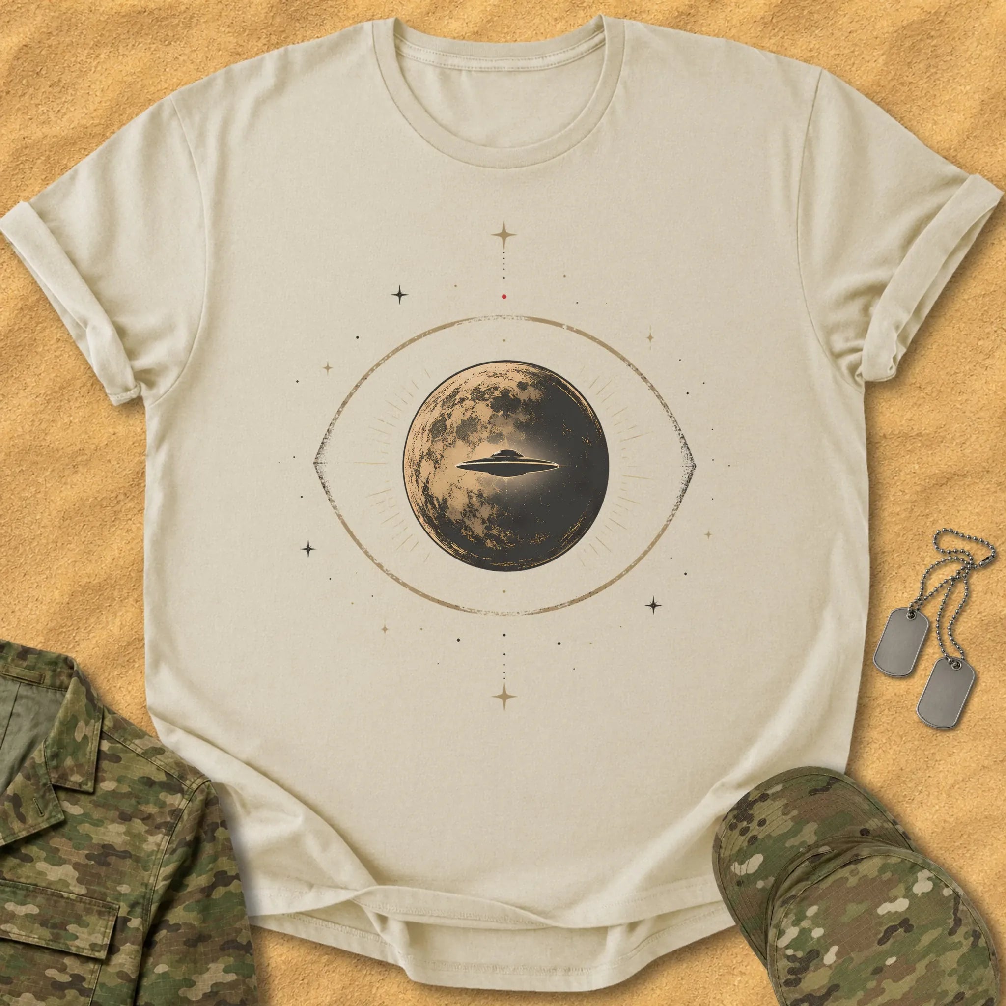 T-Shirt Watchful Moon T-Shirt